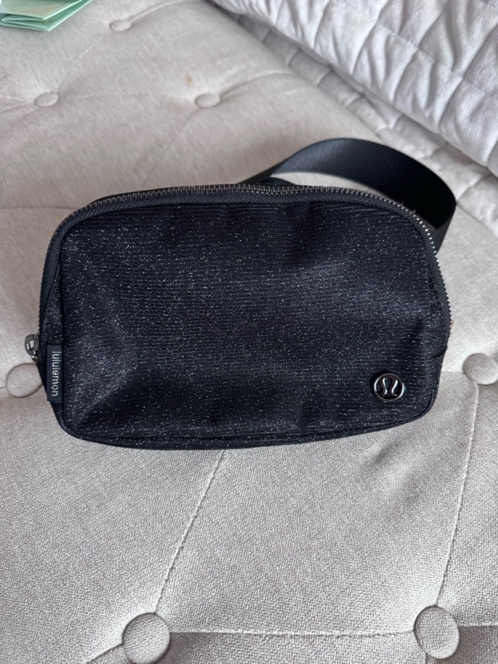lululemon Black Everywhere Belt Bag